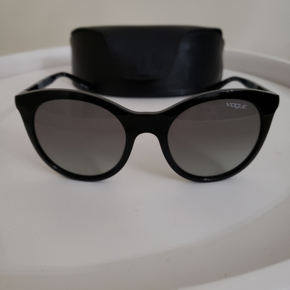 Vogue Sunglasses - Picture 2 of 6